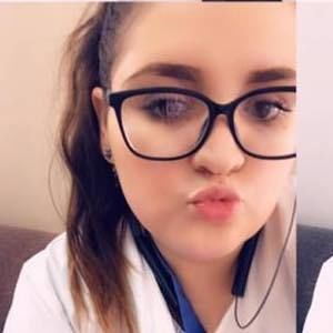 Meet your Posher, Joanna